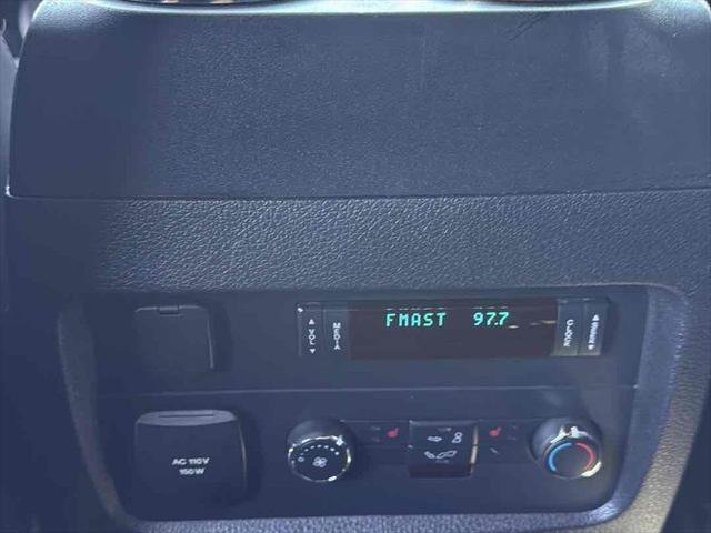 Used 2016 Ford Expedition EL Platinum image 30