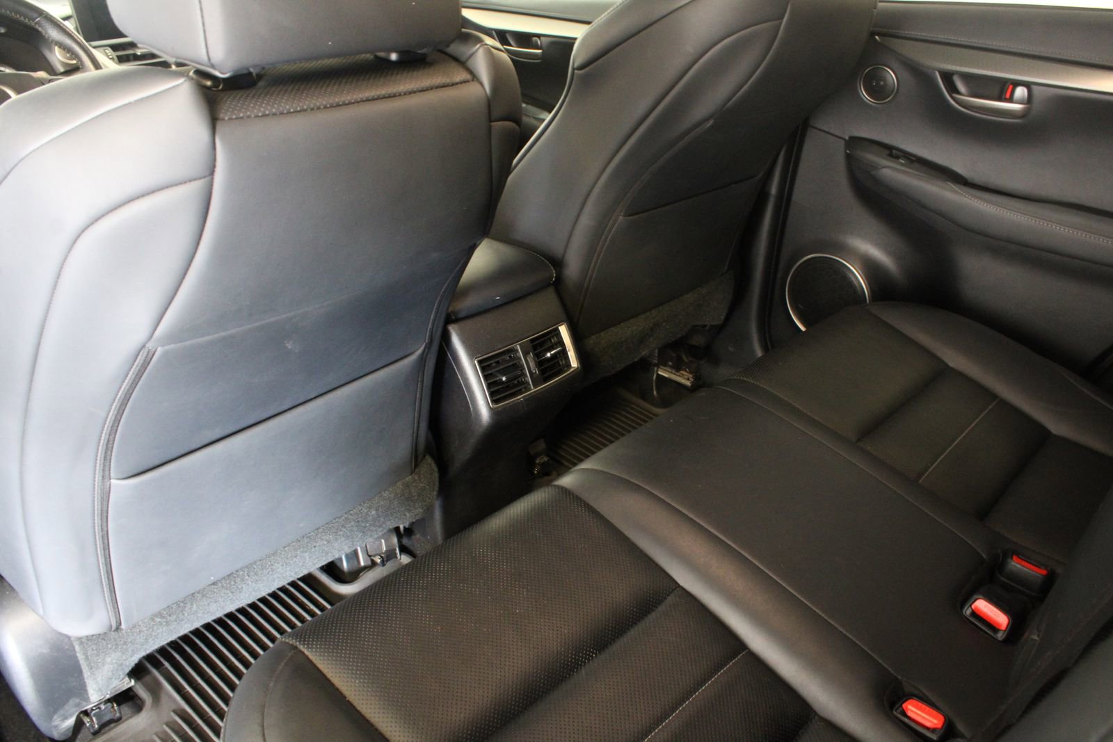 Used 2015 Lexus NX 200t F Sport image 15