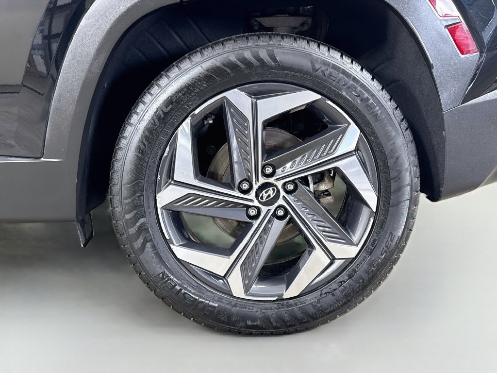 Used 2022 Hyundai Tucson SEL w/ Cargo Package AWD/4WD image 35
