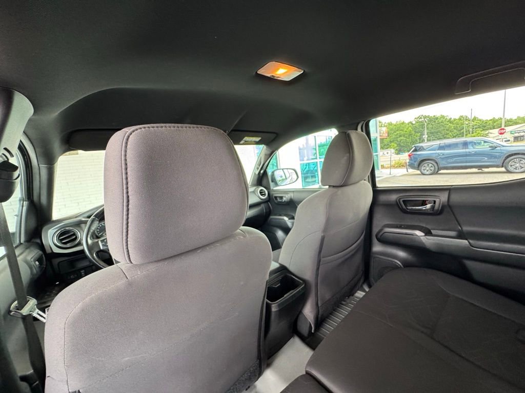 Used 2016 Toyota Tacoma TRD Sport w/ Towing Package RWD image 23