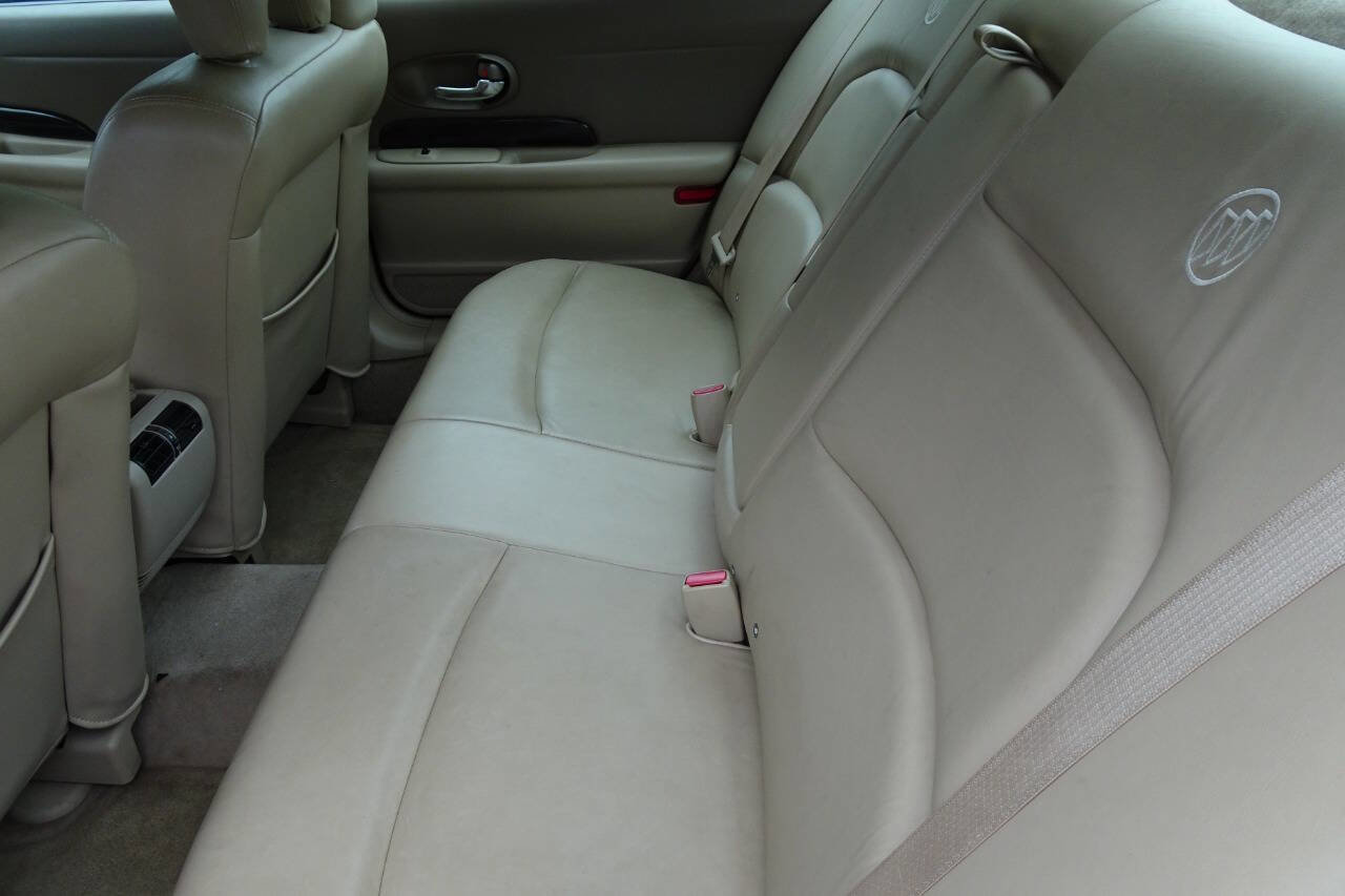 Used 2005 Buick Le Sabre Limited w/ Celebration Edition Package FWD image 17