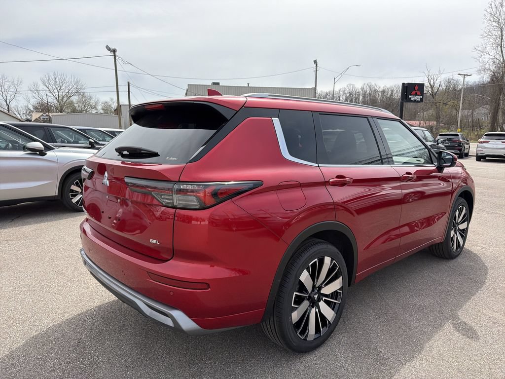 New 2026 Mitsubishi Outlander SEL AWD/4WD image 4
