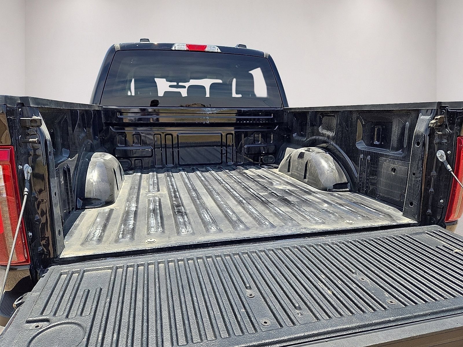 Used 2025 Ford F150 XLT w/ Equipment Group 301A Standard AWD/4WD image 13