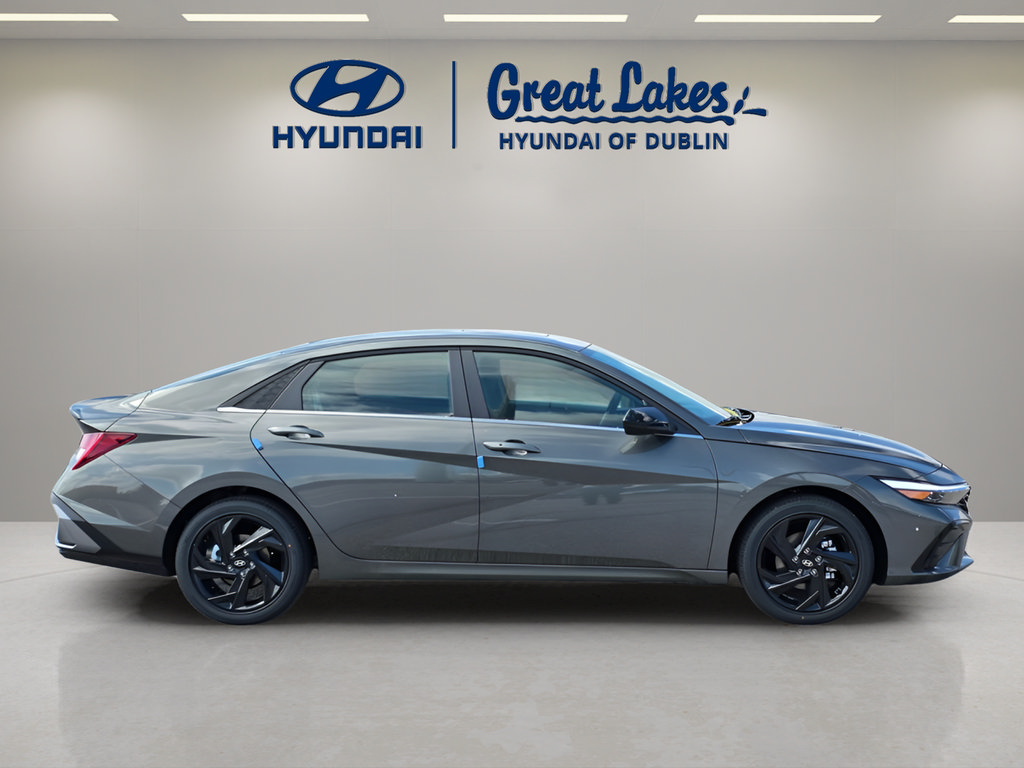 New 2026 Hyundai Elantra SEL Sport Premium FWD image 6