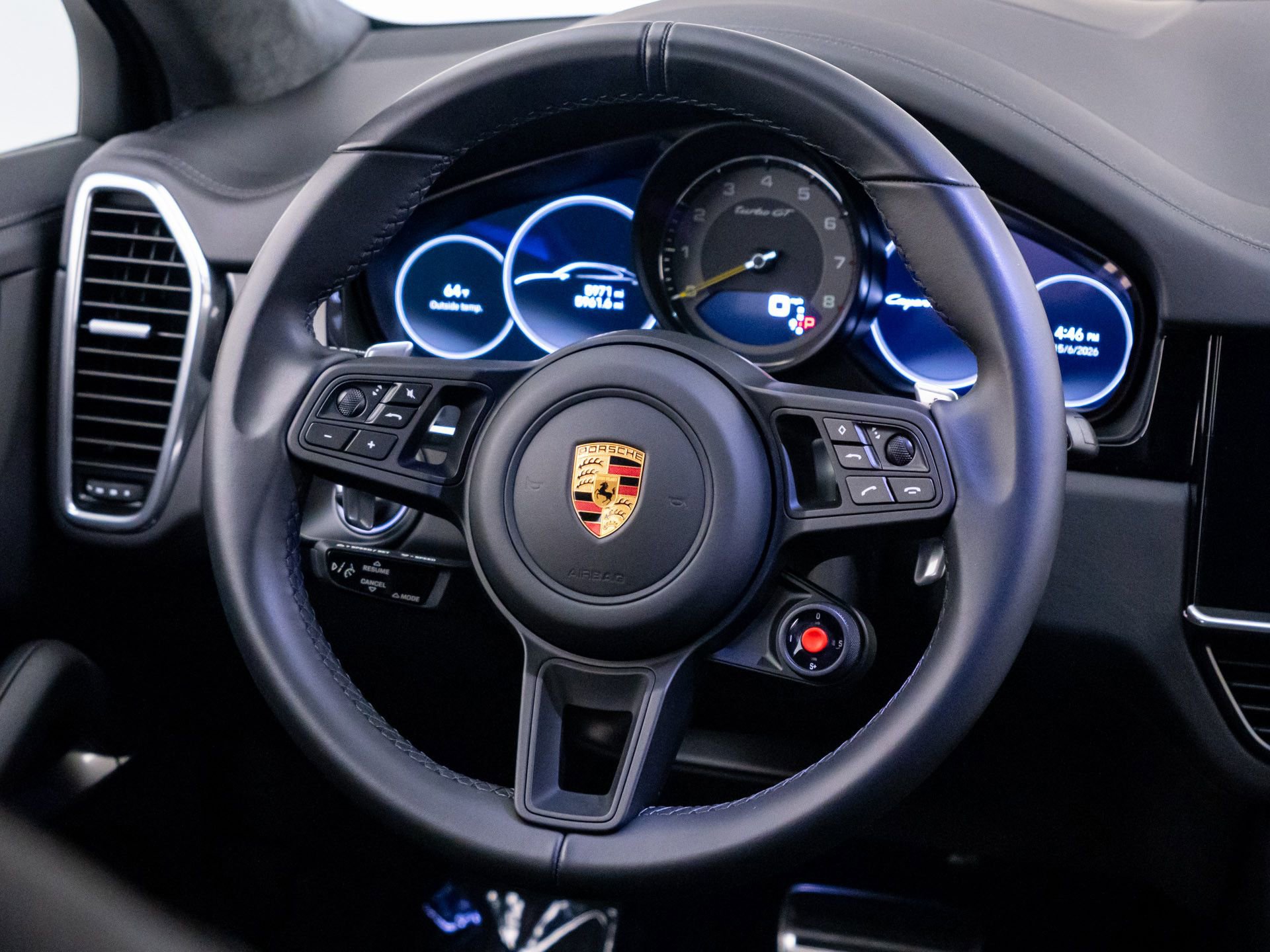 Certified 2022 Porsche Cayenne Turbo GT AWD/4WD image 12