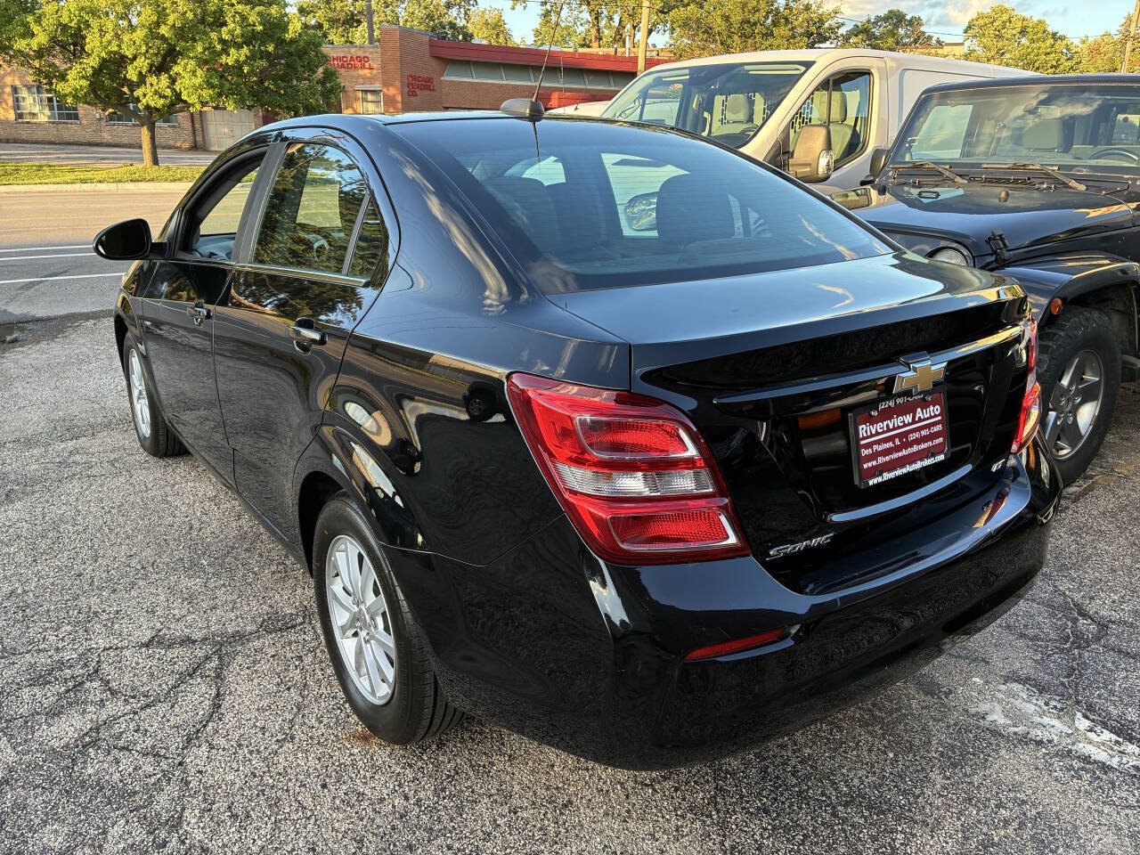 Used 2019 Chevrolet Sonic LT FWD image 7