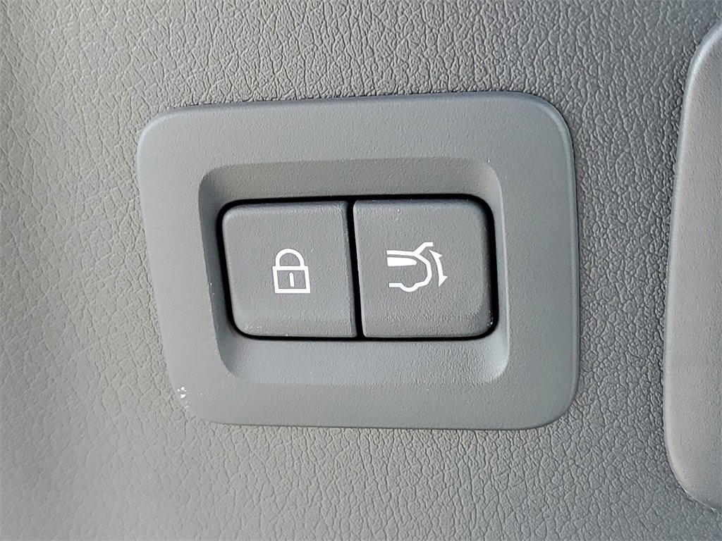 Used 2025 MAZDA CX-70 Plug-In Hybrid w/ Premium Plus image 11