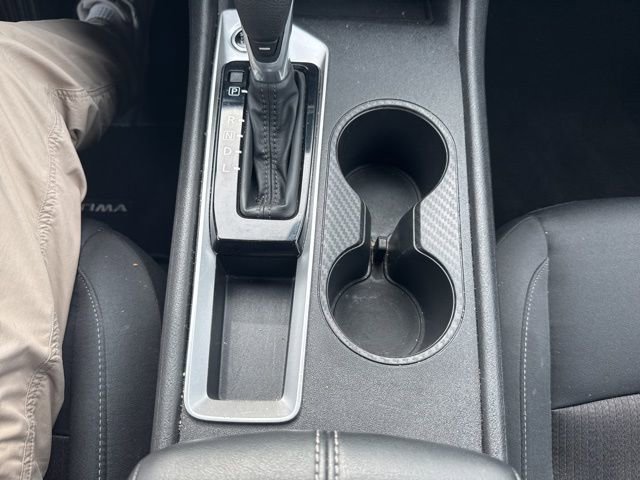 Used 2025 Nissan Altima 2.5 SV image 24