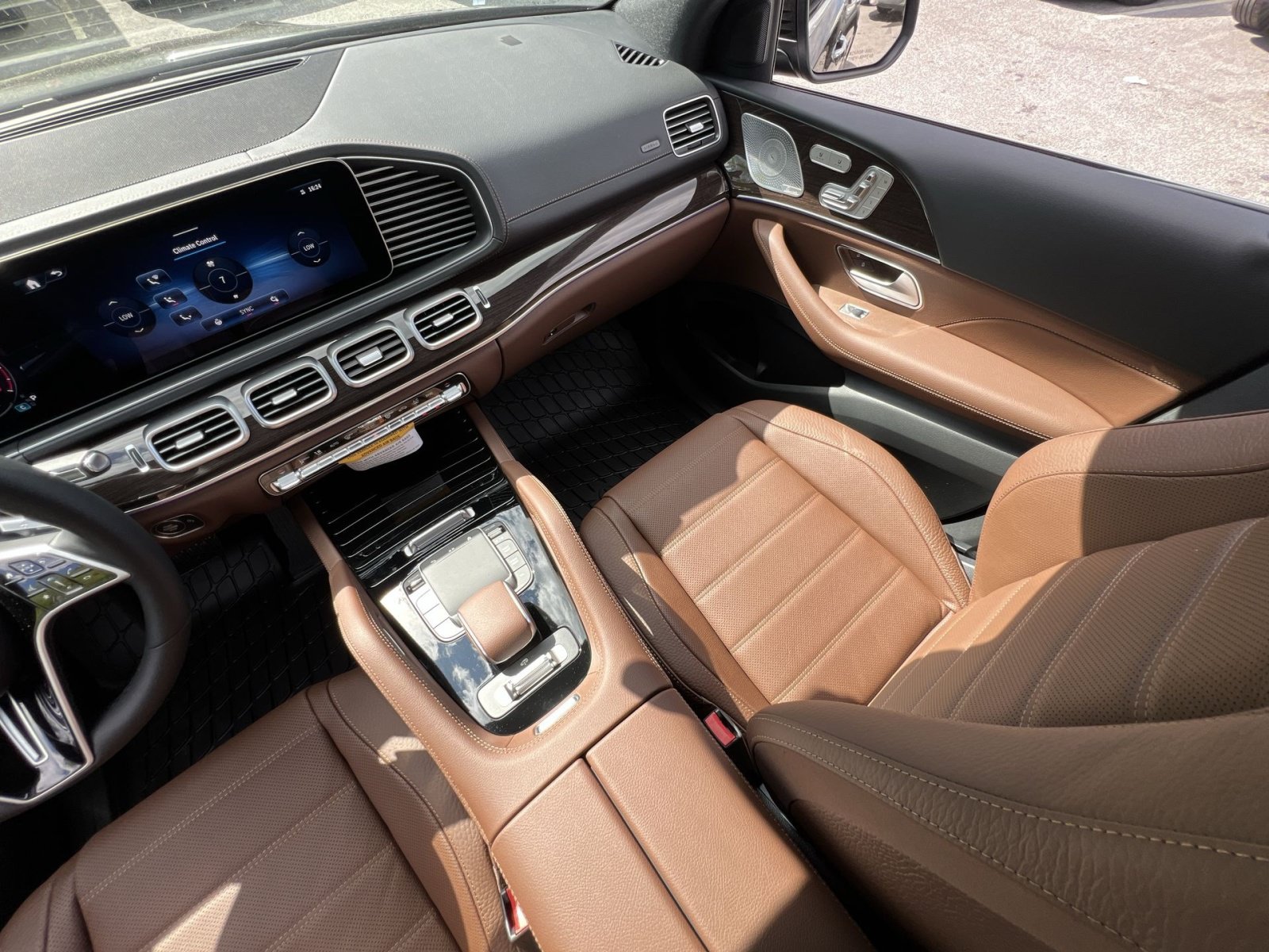 New 2026 Mercedes-Benz GLE 450 4MATIC Coupe image 14