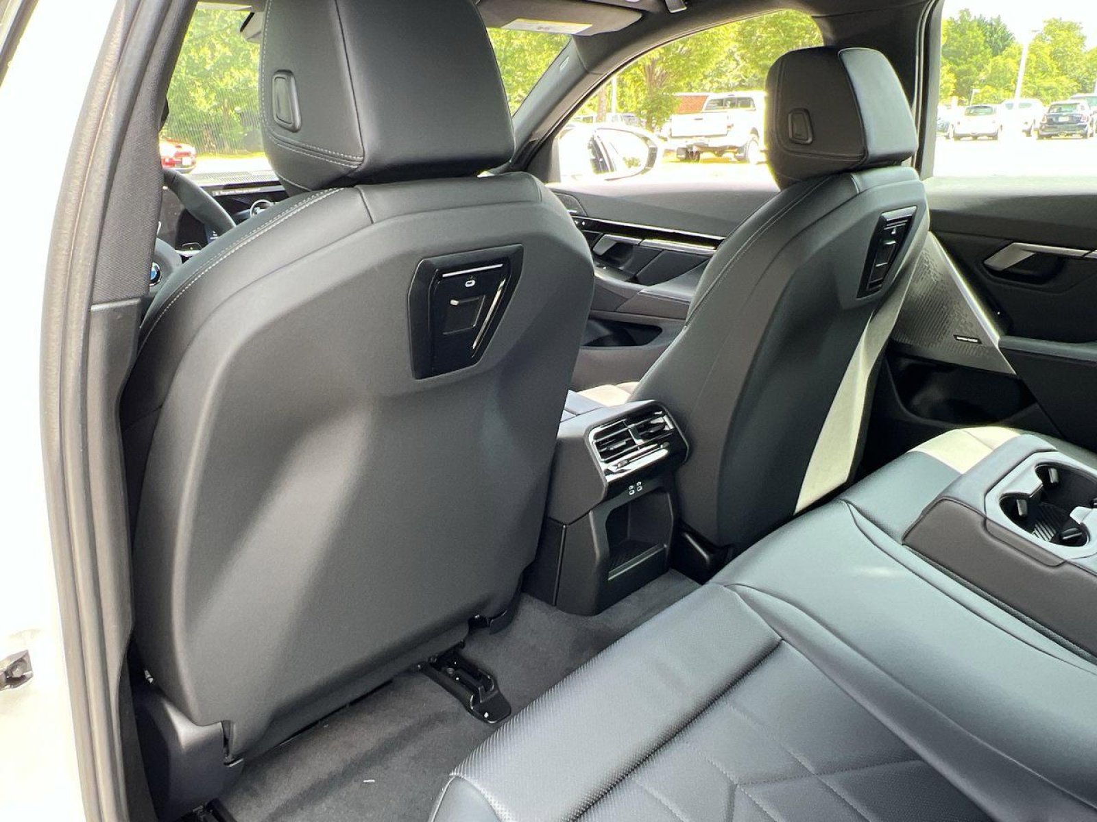 Certified 2025 BMW 530i xDrive w/ Premium Package image 23