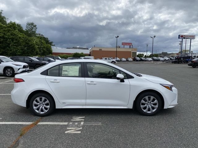 New 2026 Toyota Corolla LE AWD/4WD image 2
