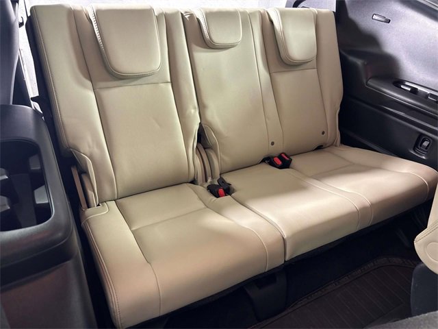 Used 2024 Subaru Ascent Limited image 9