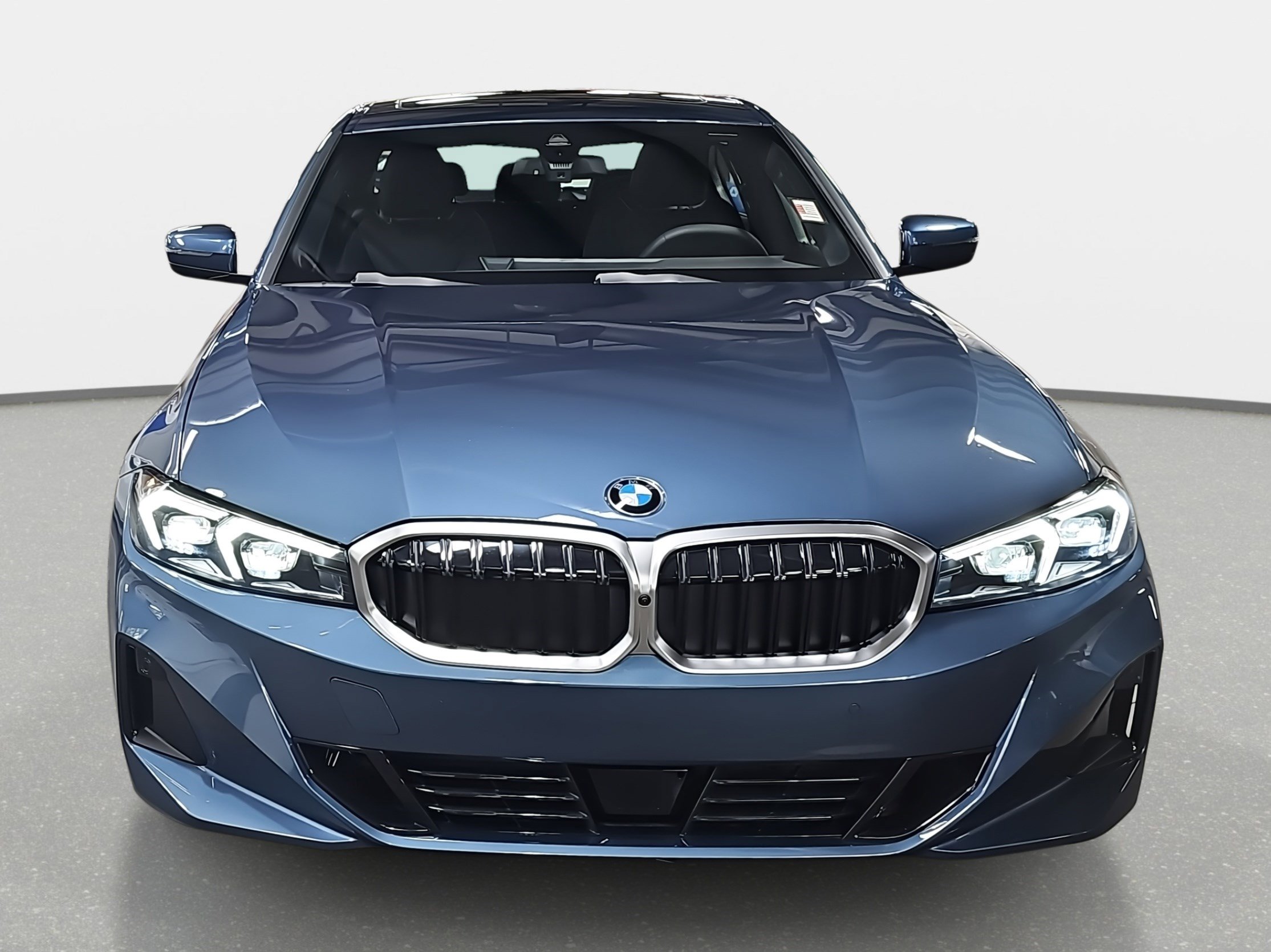 New 2025 BMW 330i Sedan w/ Premium Package image 2
