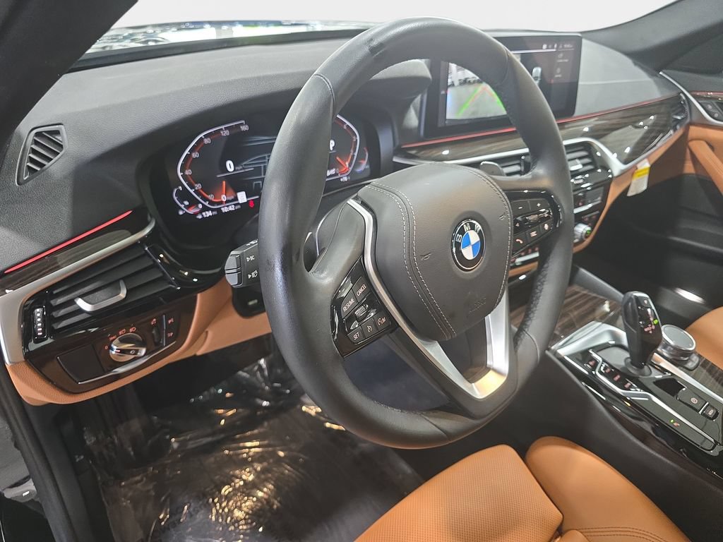 Certified 2023 BMW 530i w/ Convenience Package RWD image 23