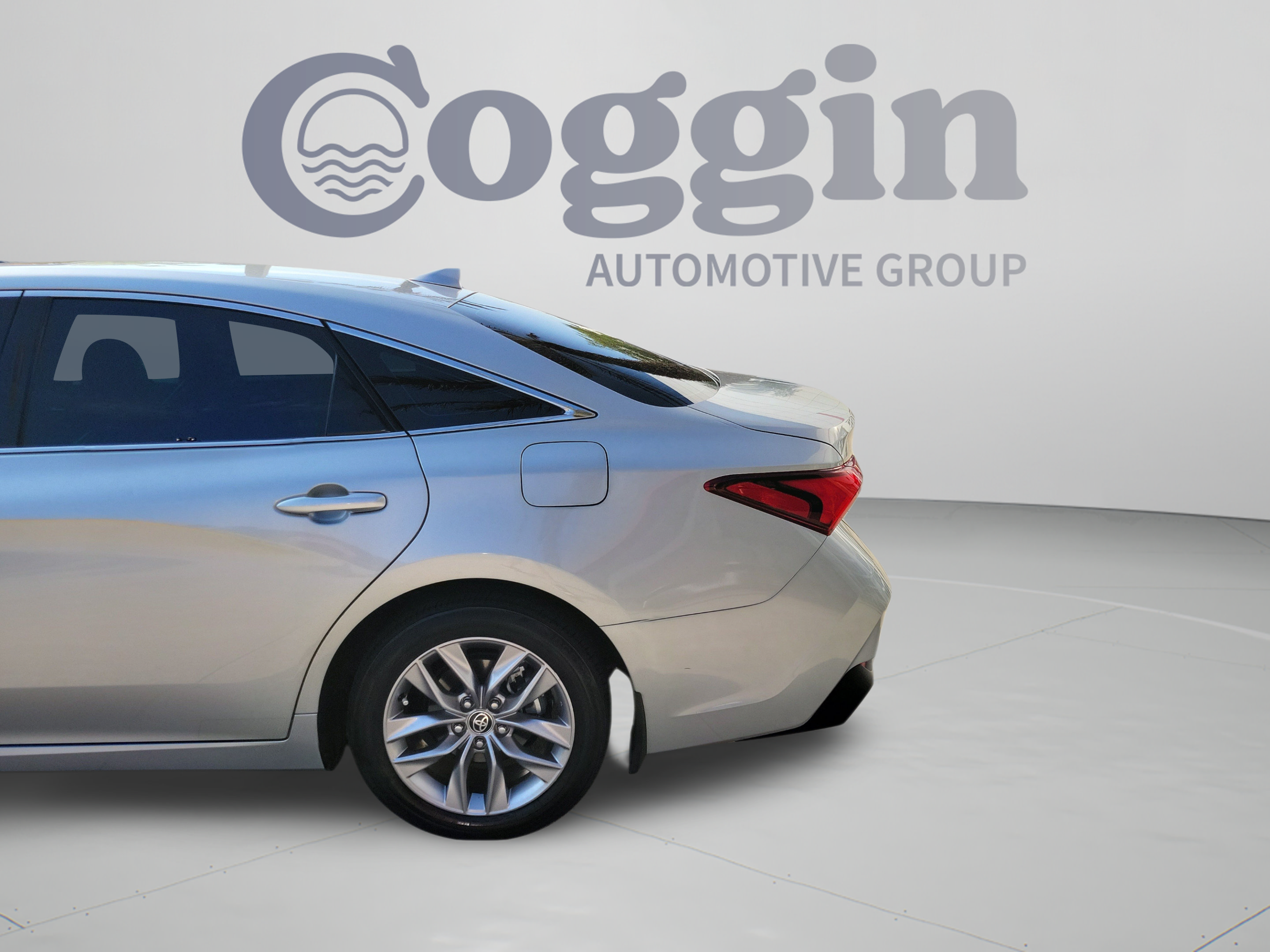 Used 2021 Toyota Avalon XLE w/ Moonroof Package FWD image 30