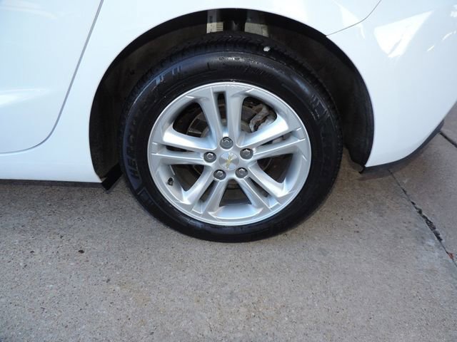 Certified 2017 Chevrolet Cruze LT w/ Convenience Package image 11