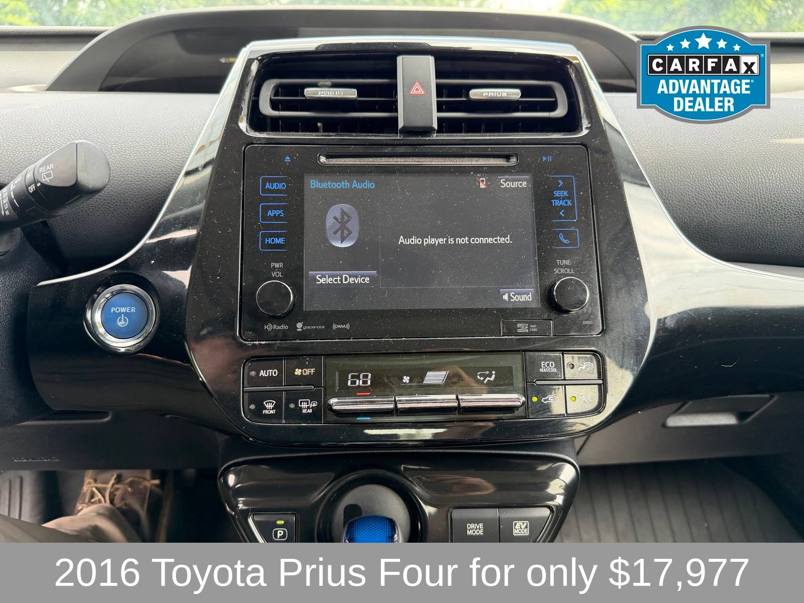 Used 2016 Toyota Prius Four w/ Advanced Technology Package FWD image 13