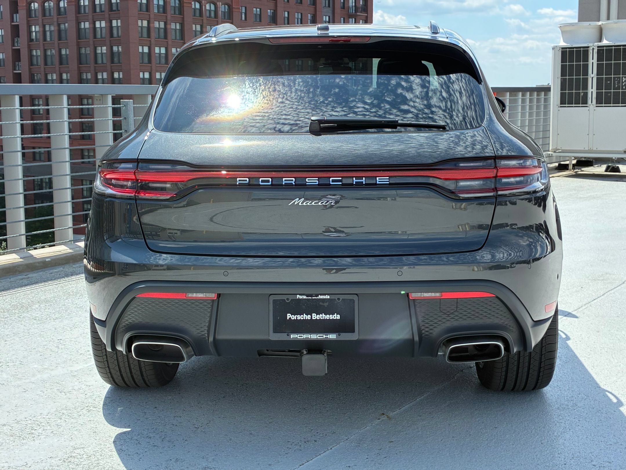 Used 2026 Porsche Macan AWD/4WD image 10