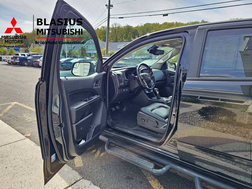 Used 2022 GMC Canyon AT4 image 9