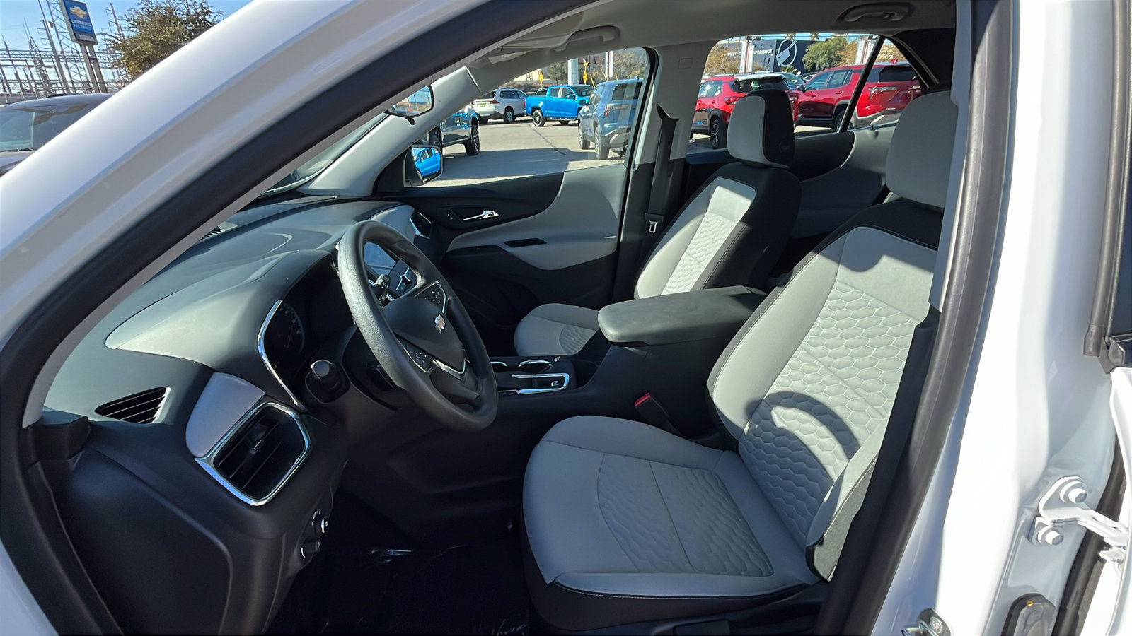 Certified 2021 Chevrolet Equinox LS image 10