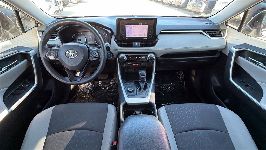 Certified 2021 Toyota RAV4 XLE image 25