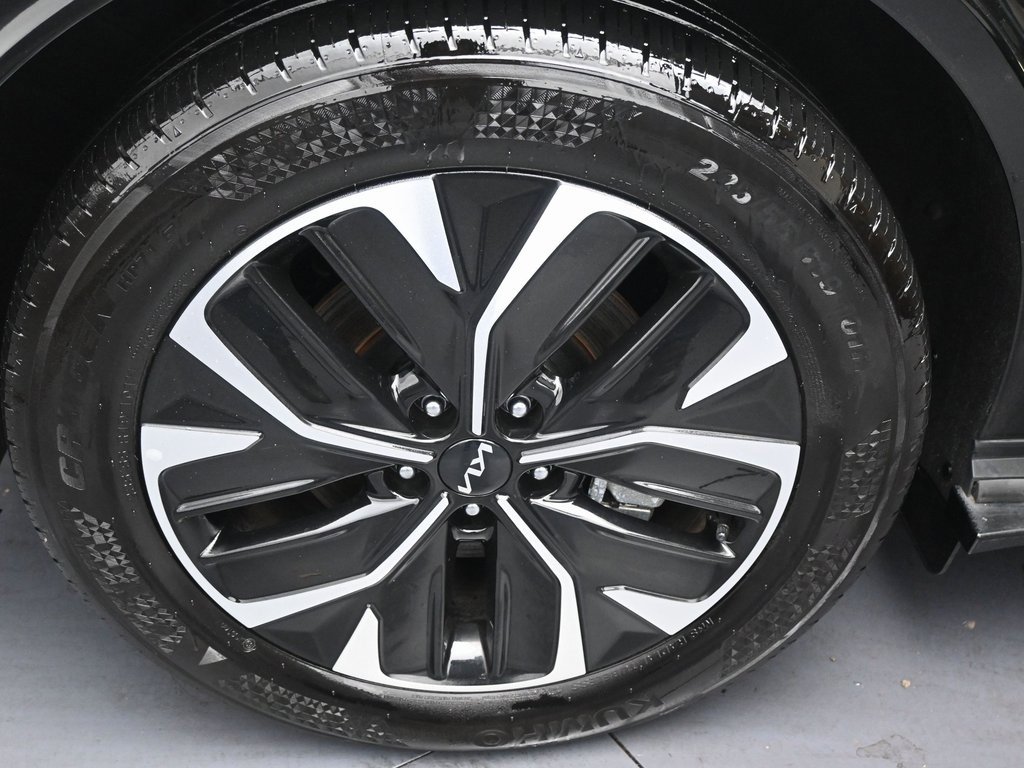 Used 2024 Kia EV6 GT-Line image 46