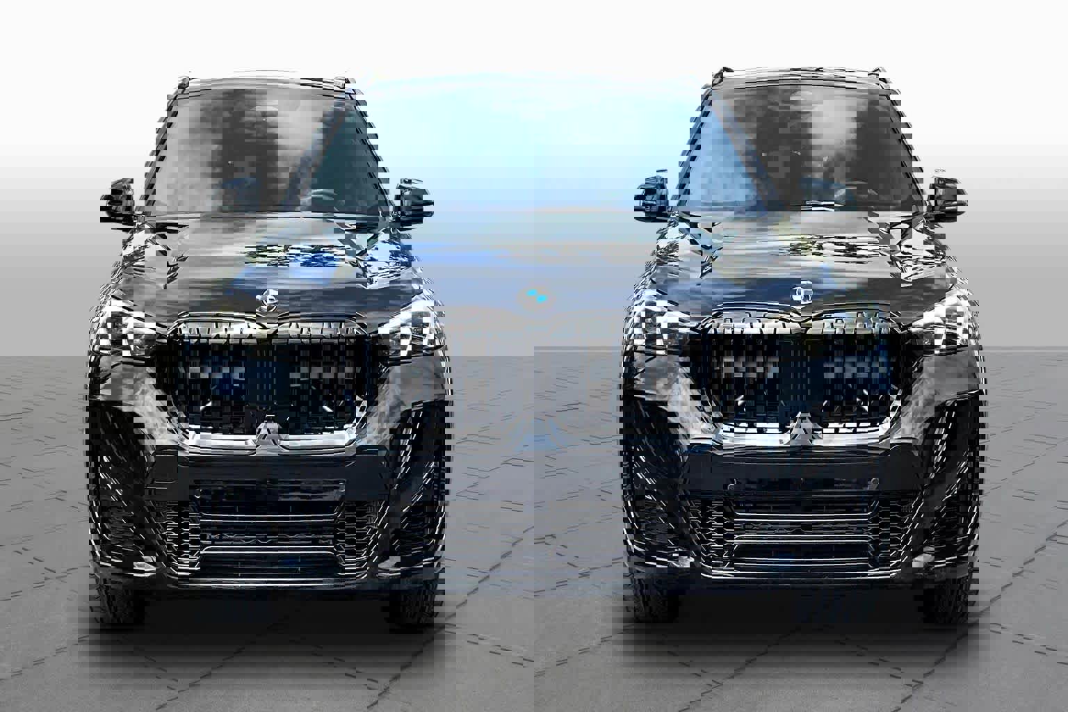 Certified 2025 BMW X1 xDrive28i w/ M Sport Package image 4