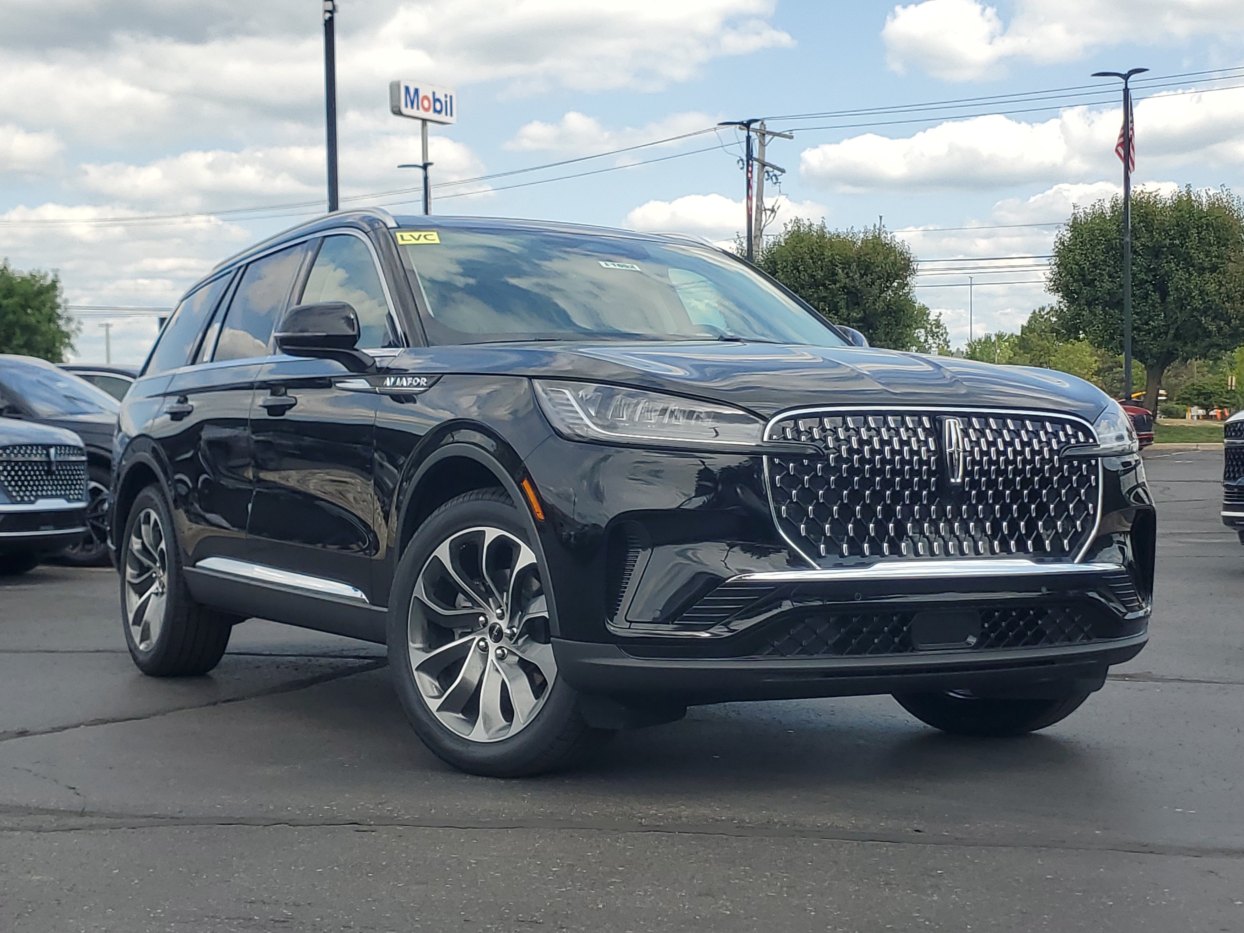 New 2026 Lincoln Aviator AWD