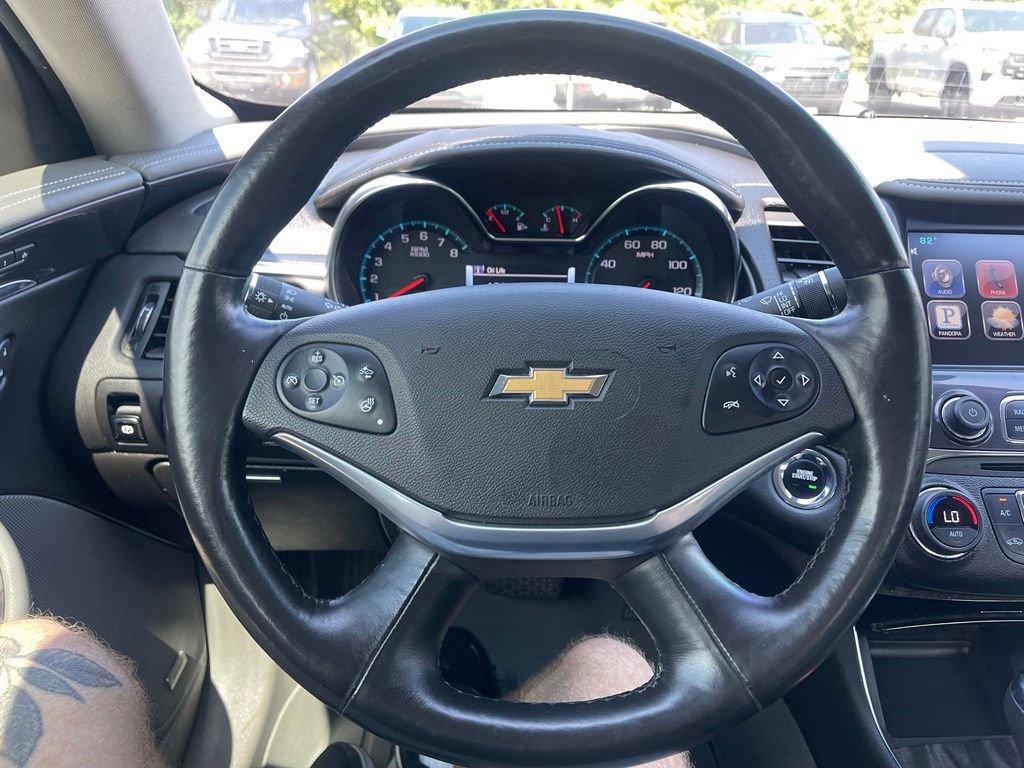 Used 2015 Chevrolet Impala LTZ FWD image 10