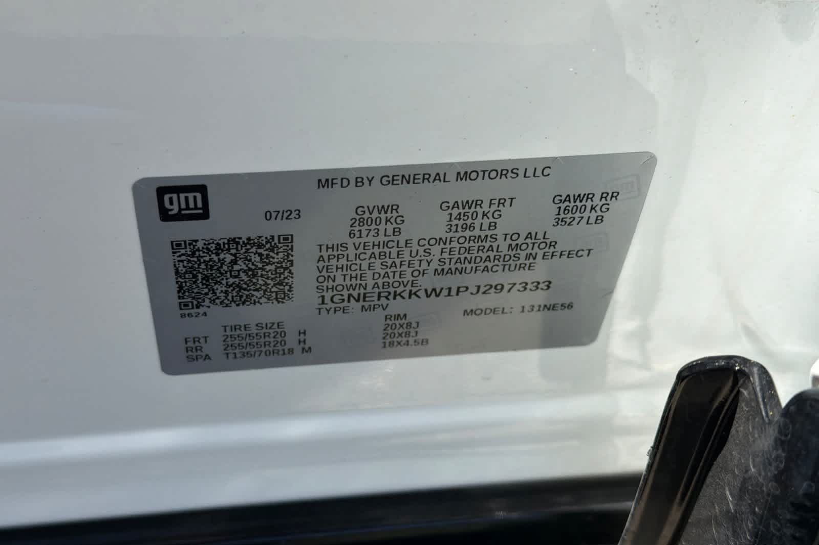 Used 2023 Chevrolet Traverse Premier w/ Redline Edition FWD image 36