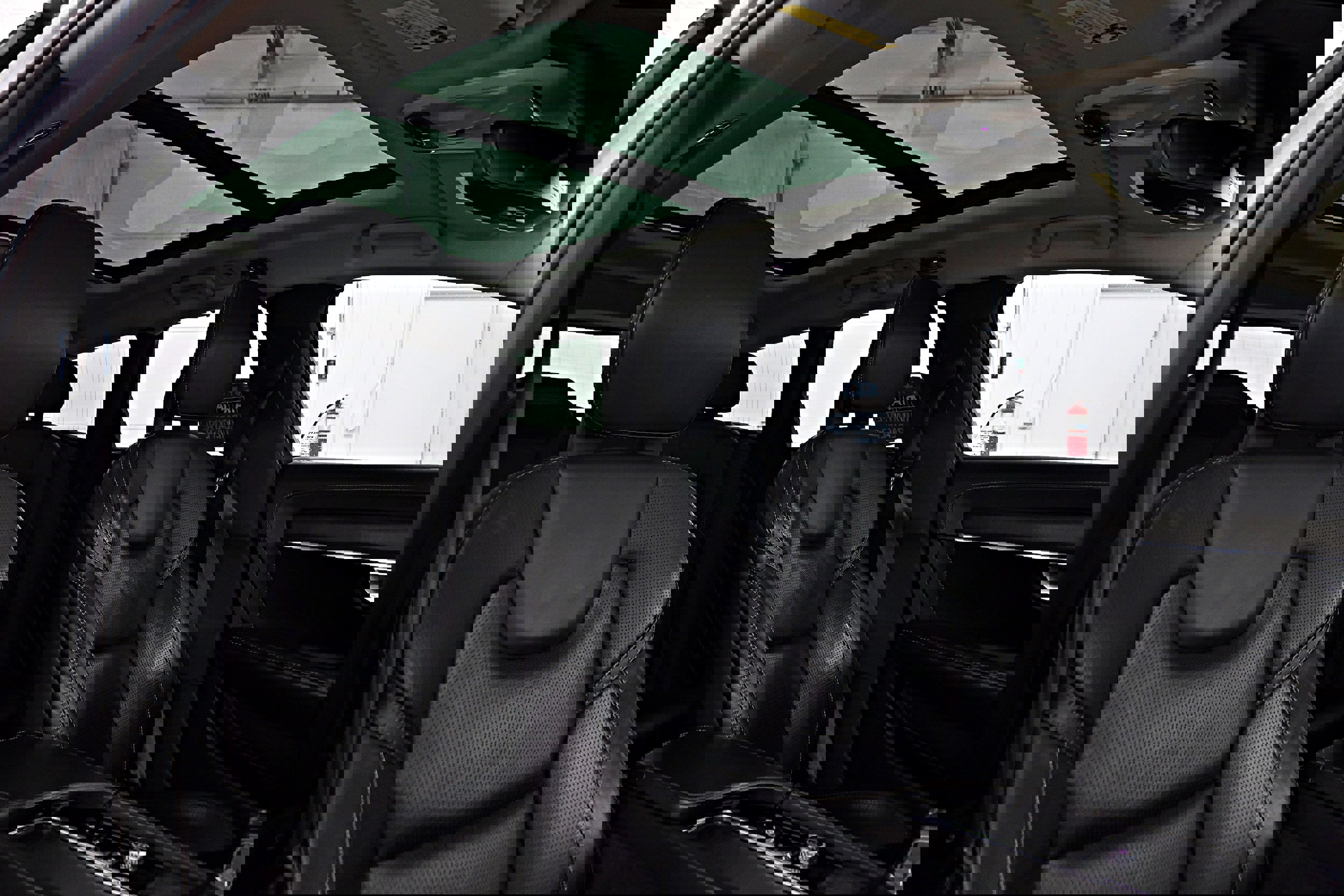 Used 2018 Volvo V90 T6 Cross Country w/ Convenience Package AWD/4WD image 27