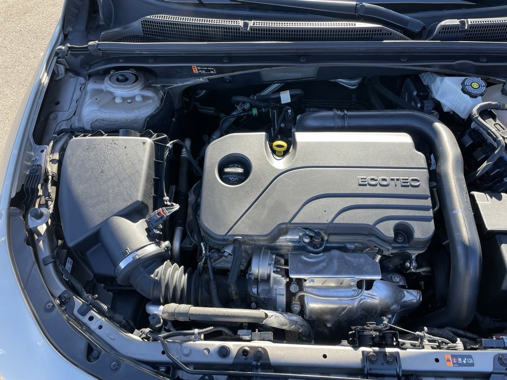 Used 2023 Chevrolet Malibu LT image 37