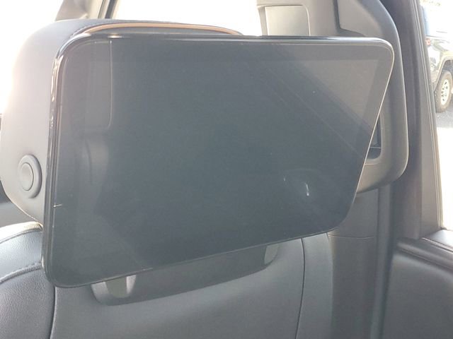 Certified 2023 GMC Yukon XL AT4 w/ LPO, Floor Liner Package image 17