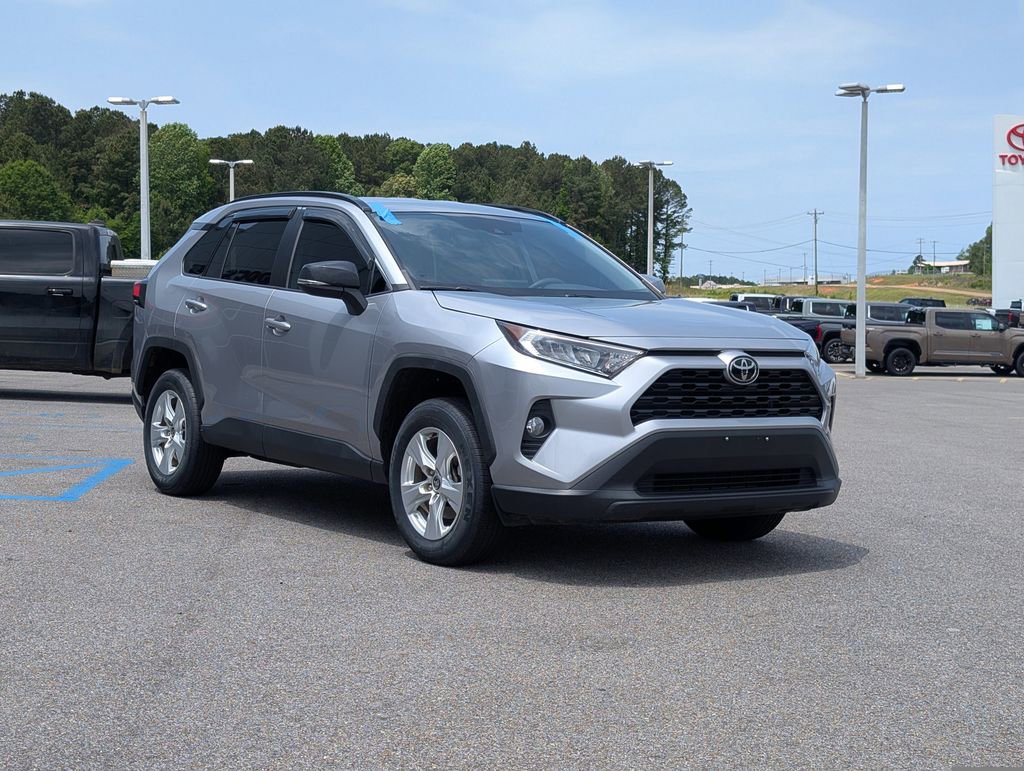 Used 2021 Toyota RAV4 XLE FWD image 7