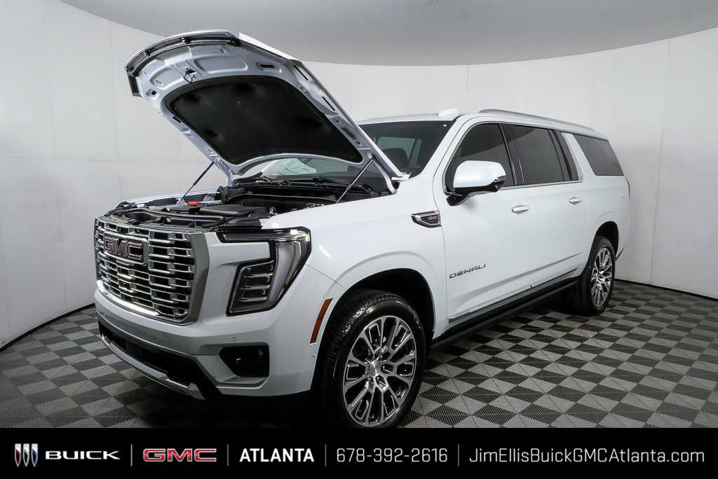 New 2026 GMC Yukon XL Denali w/ Sun & Power Step Package AWD/4WD image 36