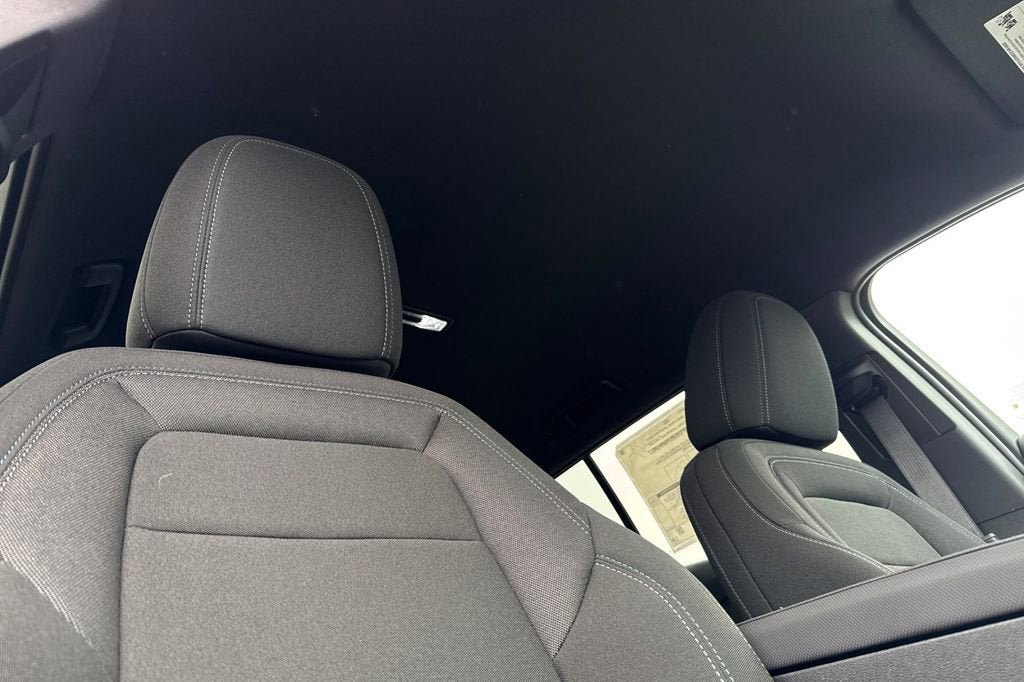 New 2026 Chevrolet Equinox EV LT w/ LPO, Blackout Package image 17