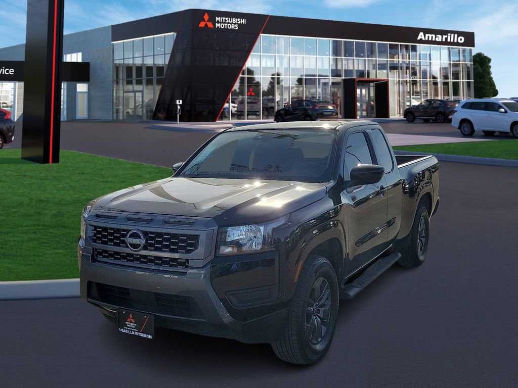 Used 2025 Nissan Frontier SV image 1