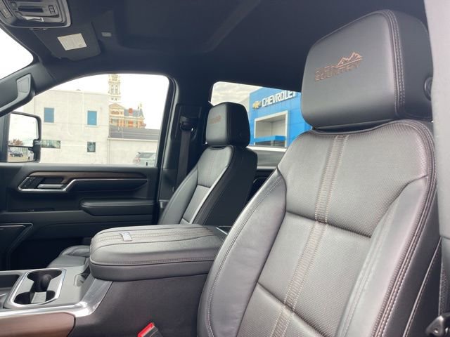 Certified 2024 Chevrolet Silverado 2500 High Country w/ Technology Package image 10