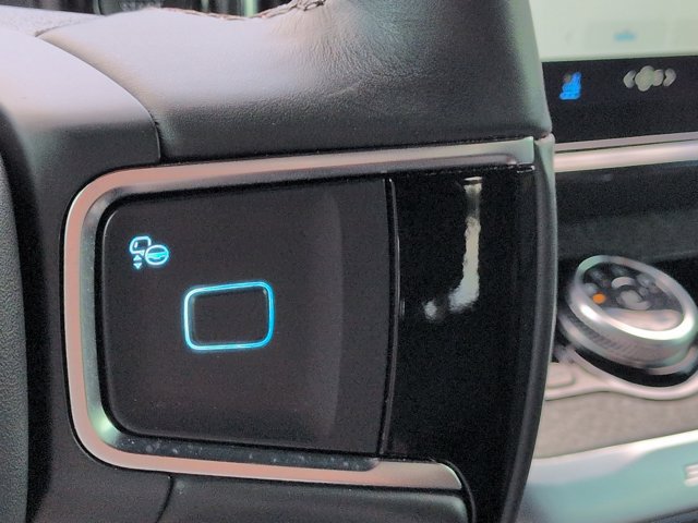 Used 2025 Ford Expedition Tremor AWD/4WD image 29