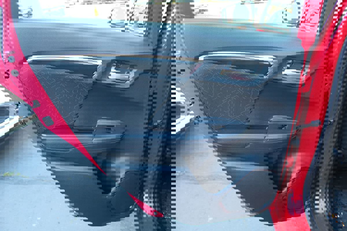 Used 2016 Honda Fit EX image 17