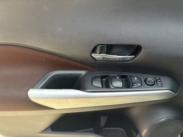 Used 2020 Nissan Kicks SR w/ Exterior Package FWD image 20
