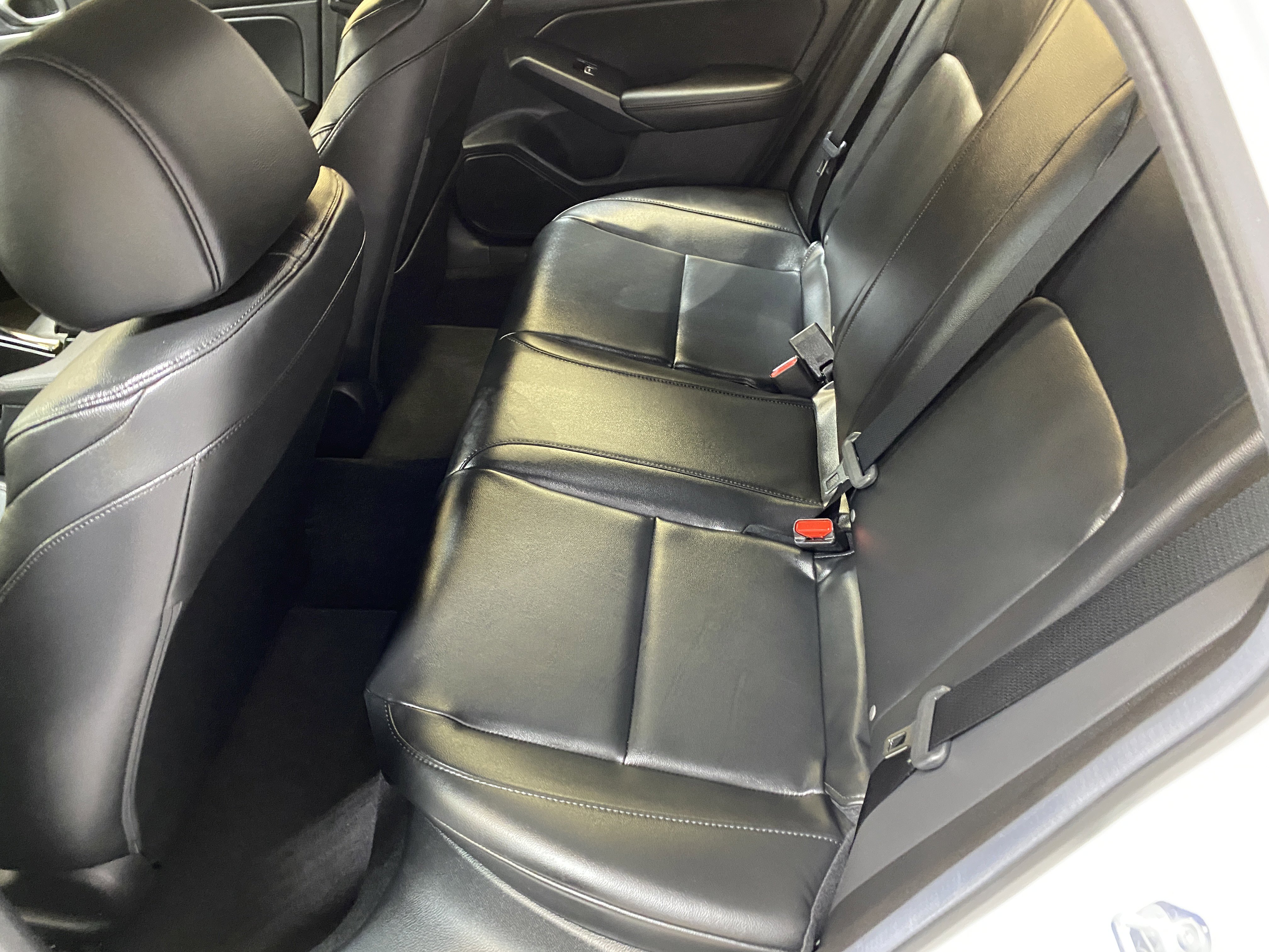 Used 2025 Acura Integra Base image 23