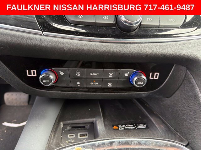 Used 2024 Buick Enclave Essence w/ Technology Package AWD/4WD image 15
