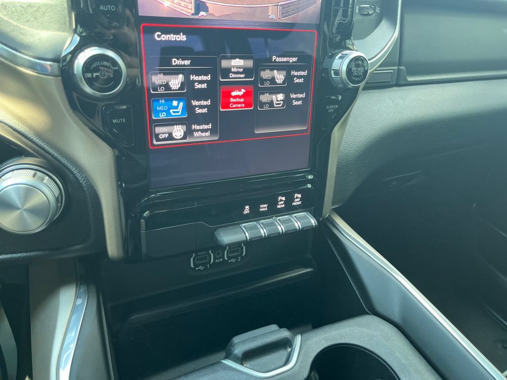 Used 2020 RAM 1500 Laramie RWD image 21