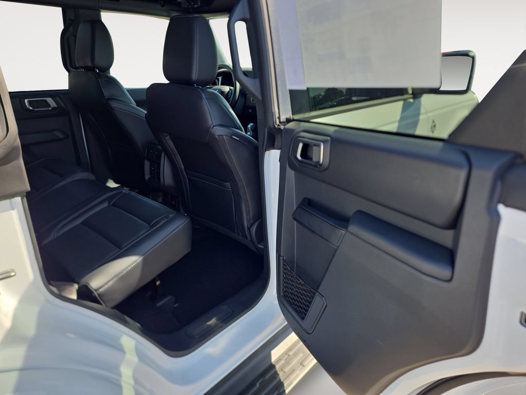 New 2026 Ford Bronco Outer Banks AWD/4WD image 11