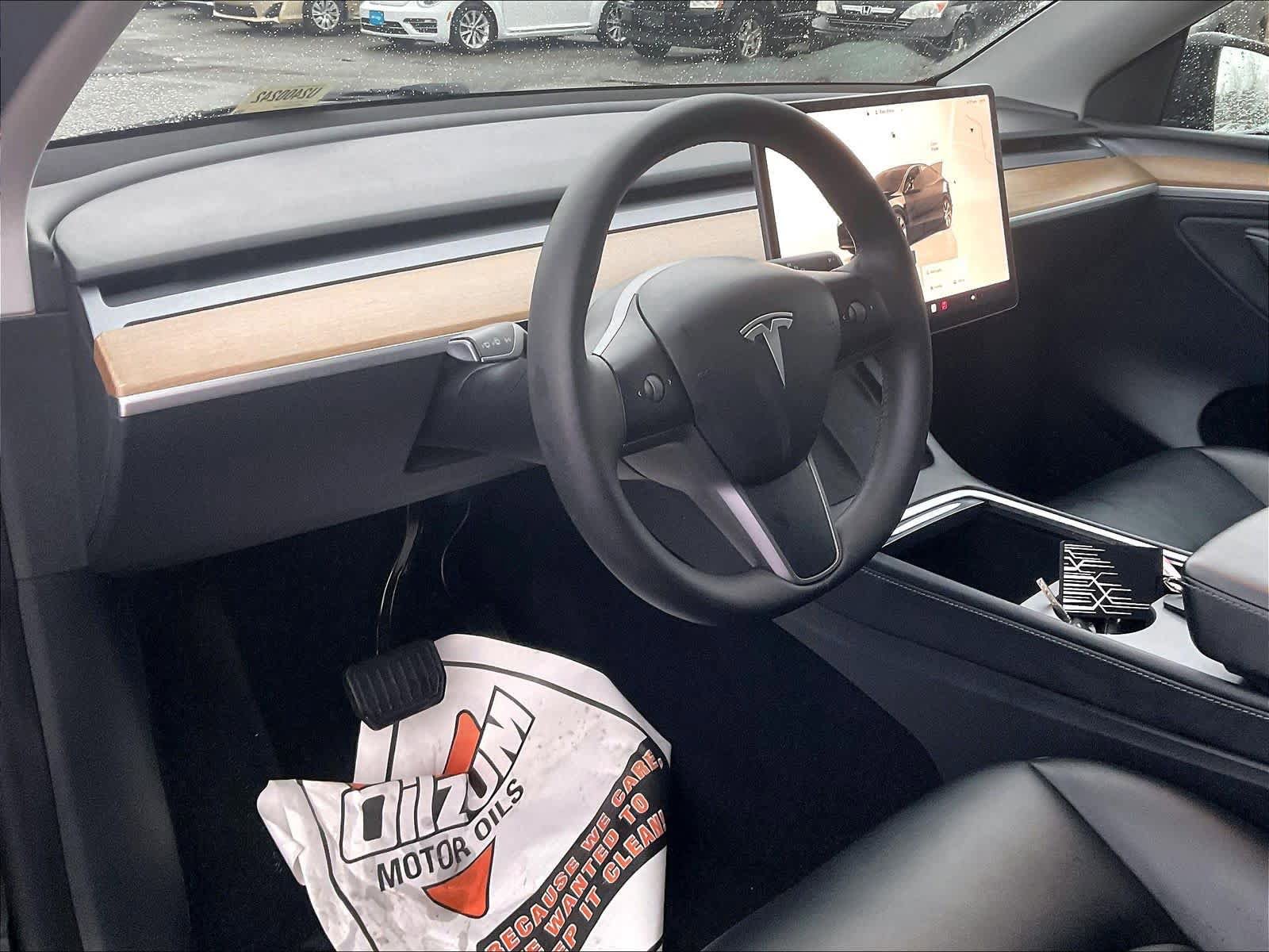 Used 2023 Tesla Model Y Long Range AWD/4WD image 8