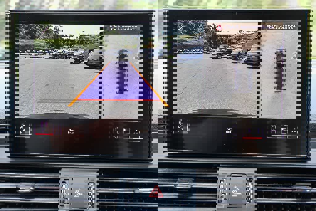 Used 2022 Audi Q5 2.0T Premium Plus w/ Premium Plus Package image 23