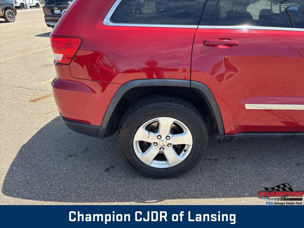 Used 2011 Jeep Grand Cherokee Laredo AWD/4WD image 35