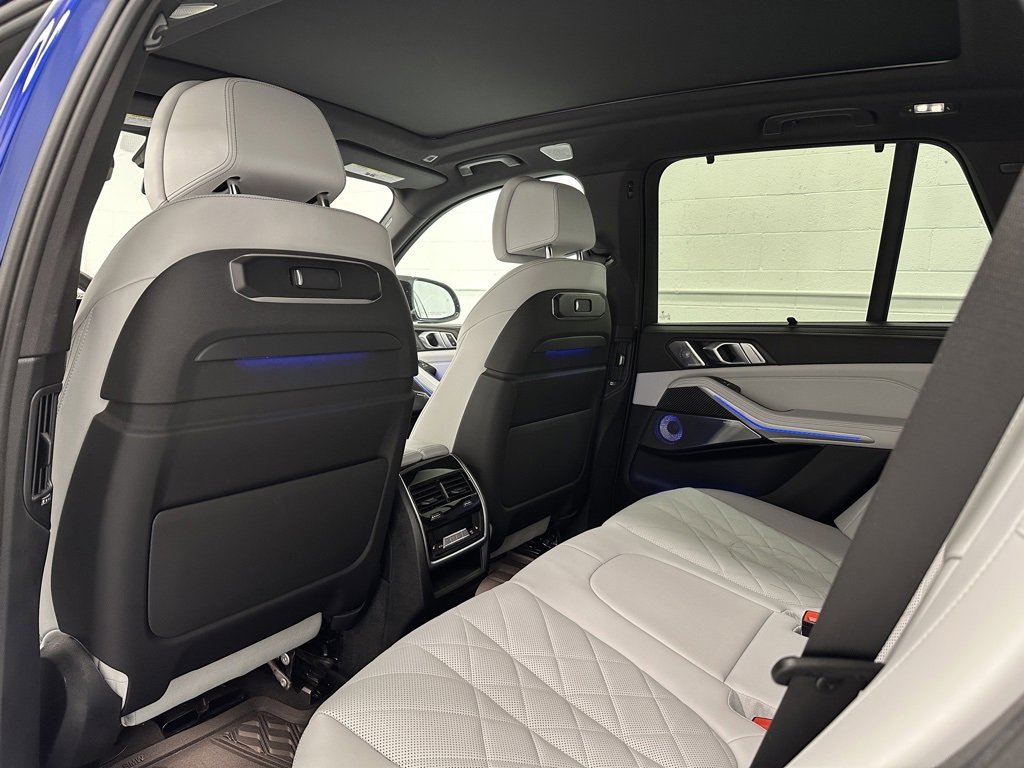 Used 2025 BMW X5 M60i image 14