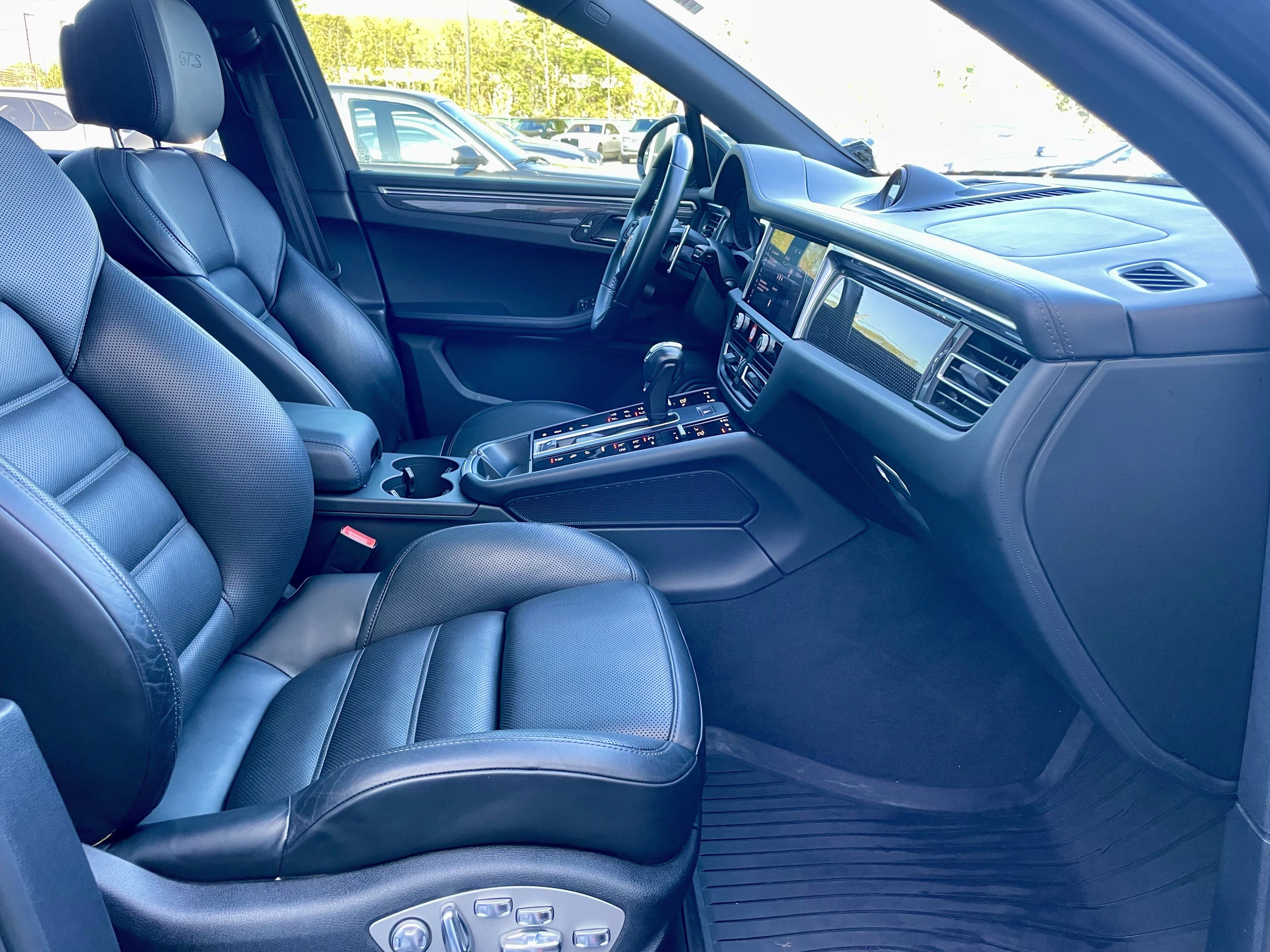 Used 2023 Porsche Macan GTS image 15